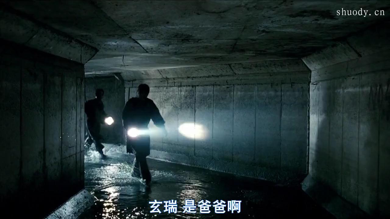 2006韩国科幻片《汉江怪物》2000字，6分钟剧情解说稿-第7张图片