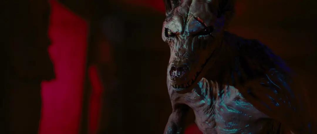 2014恐怖电影《夺命金字塔》2100字,6分钟剧情解说稿